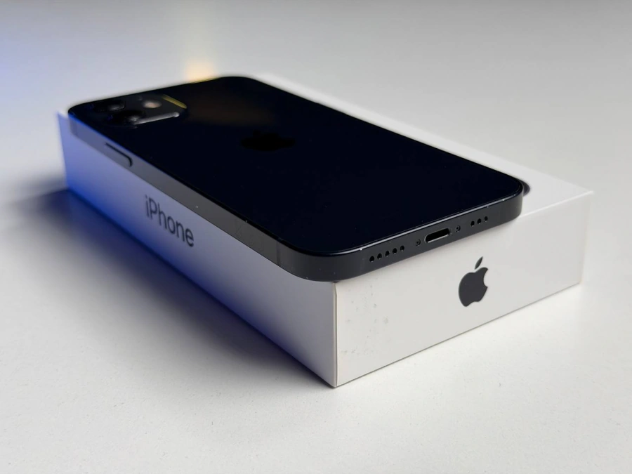 ВЖИВАНИЙ Б/У Apple iPhone 12 128GB Black (MGHC3, MGJA3) - Стан: гарний | Акумулятор: 100% | Комплектація: повний | Гарантія: 3 міс.