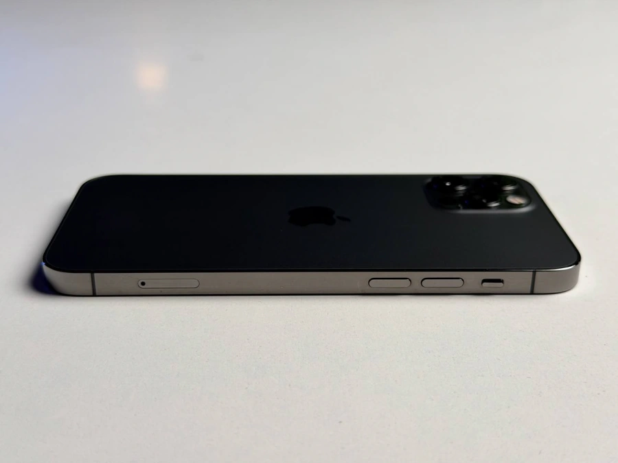 ВЖИВАНИЙ Б/У Apple iPhone 12 Pro 128GB Graphite (MGLN3, MGMK3) - Стан: гарний | Акумулятор: 100% | Комплектація: iPhone, кабель | Гарантія: 3 міс.