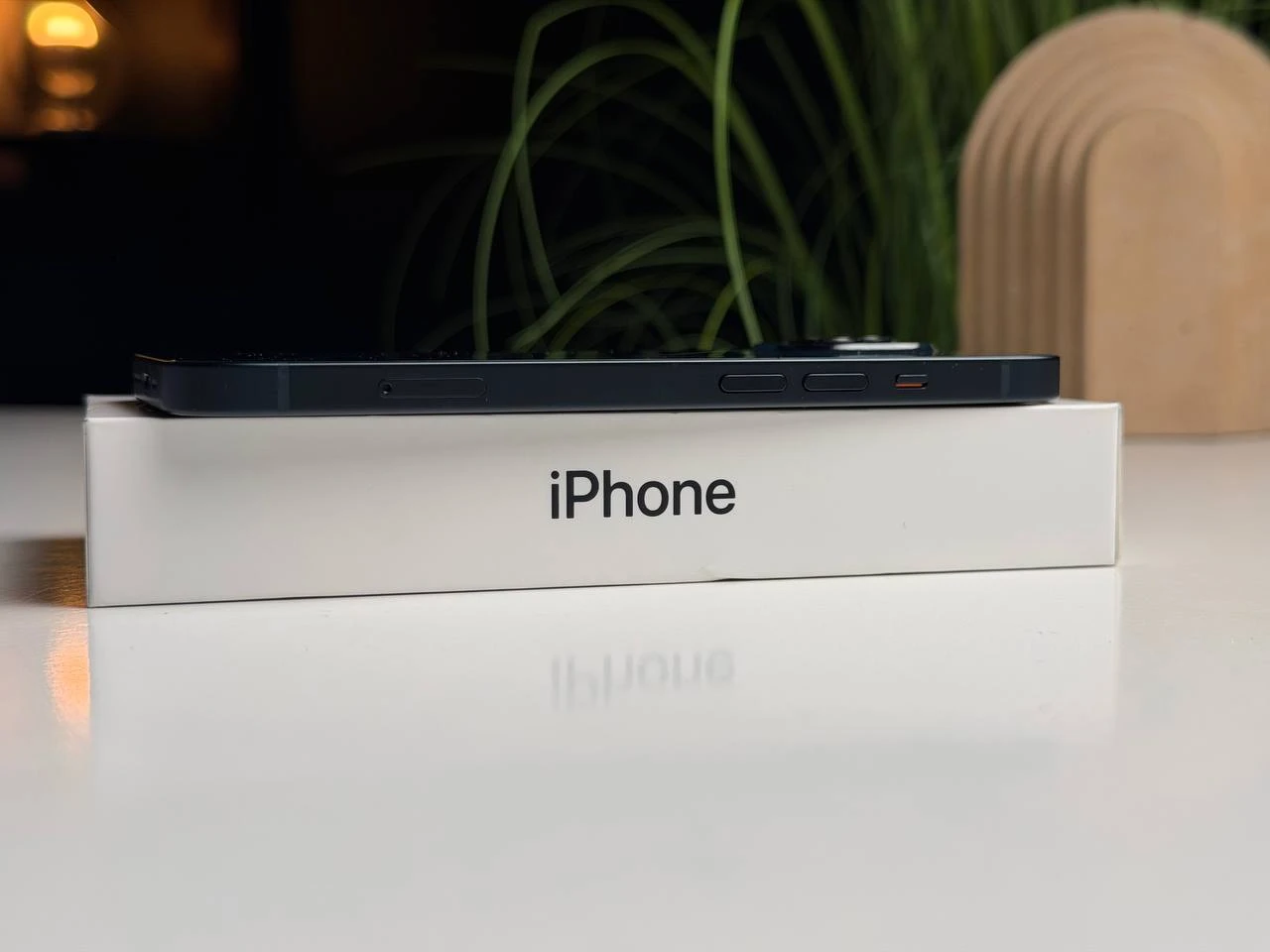 ВЖИВАНИЙ Б/У Apple iPhone 13 128GB Midnight (MLML3, MLPF3) - Состояние: хороший | Аккумулятор: 100% | Комплектация: полный | Гарантия: 3 мес.