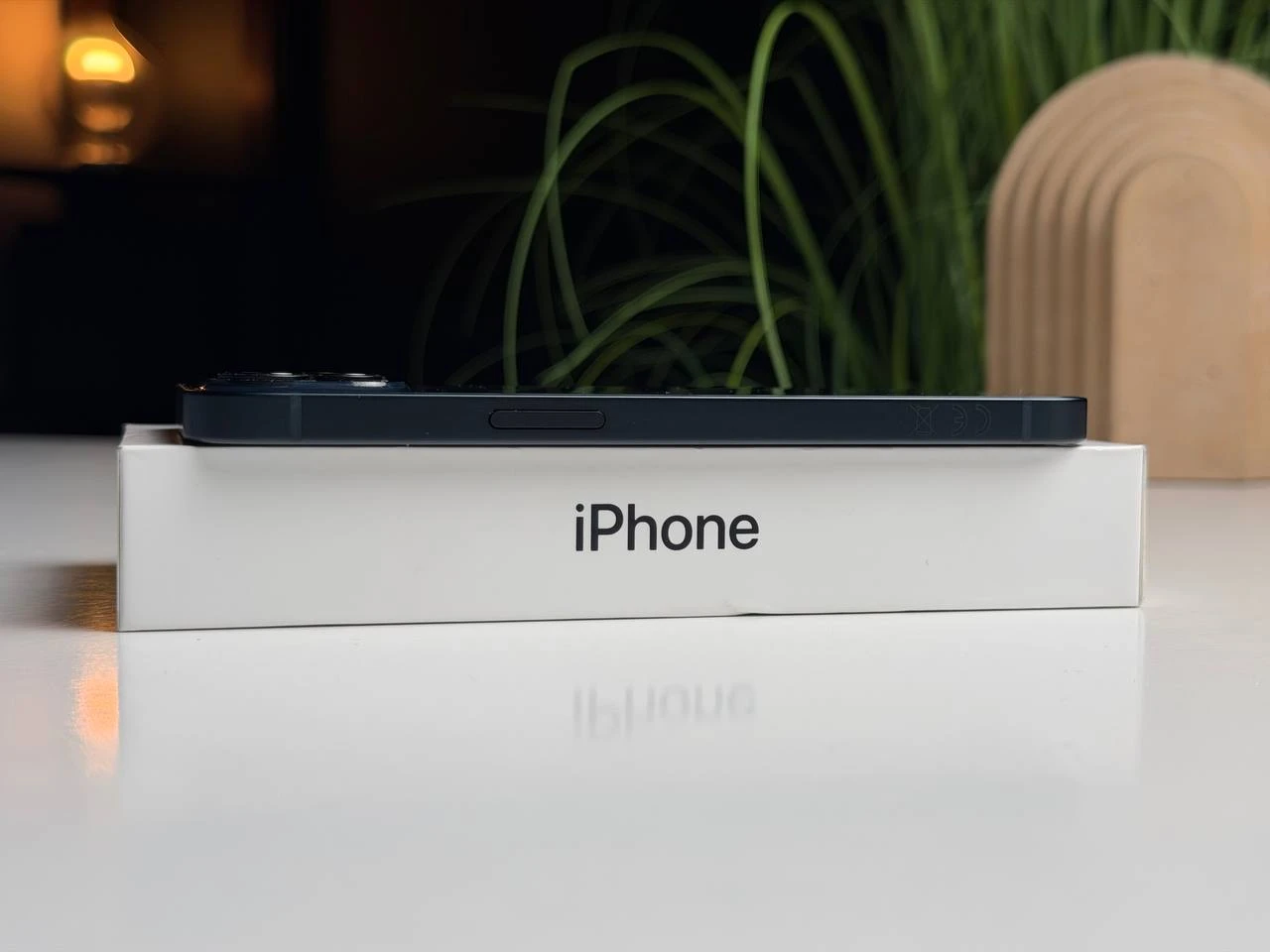 ВЖИВАНИЙ Б/У Apple iPhone 13 128GB Midnight (MLML3, MLPF3) - Состояние: хороший | Аккумулятор: 100% | Комплектация: полный | Гарантия: 3 мес.