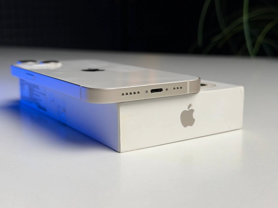 ВЖИВАНИЙ Б/У Apple iPhone 13 128GB Starlight (MLMM3, MLPG3) - Состояние: хороший | Аккумулятор: 100% | Комплектация: полный | Гарантия: 3 мес.