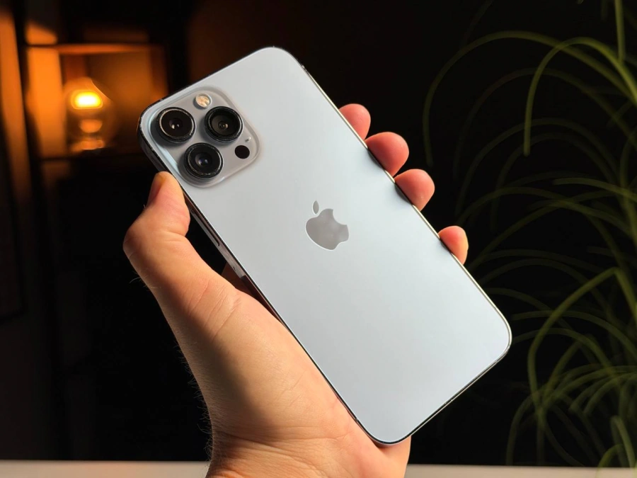 ВЖИВАНИЙ Б/У Apple iPhone 13 Pro Max 1TB Sierra Blue (MLL53, MLLN3) - Состояние: удовлетворительный | Аккумулятор: 100% | Комплектация: iPhone, кабель | Гарантия: 3 мес.
