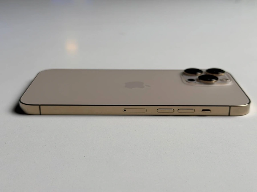 ВЖИВАНИЙ Б/У Apple iPhone 13 Pro Max 256GB Gold (MLKU3, MLLD3) - Стан: гарний | Акумулятор: 100% | Комплектація: iPhone, кабель | Гарантія: 3 міс.