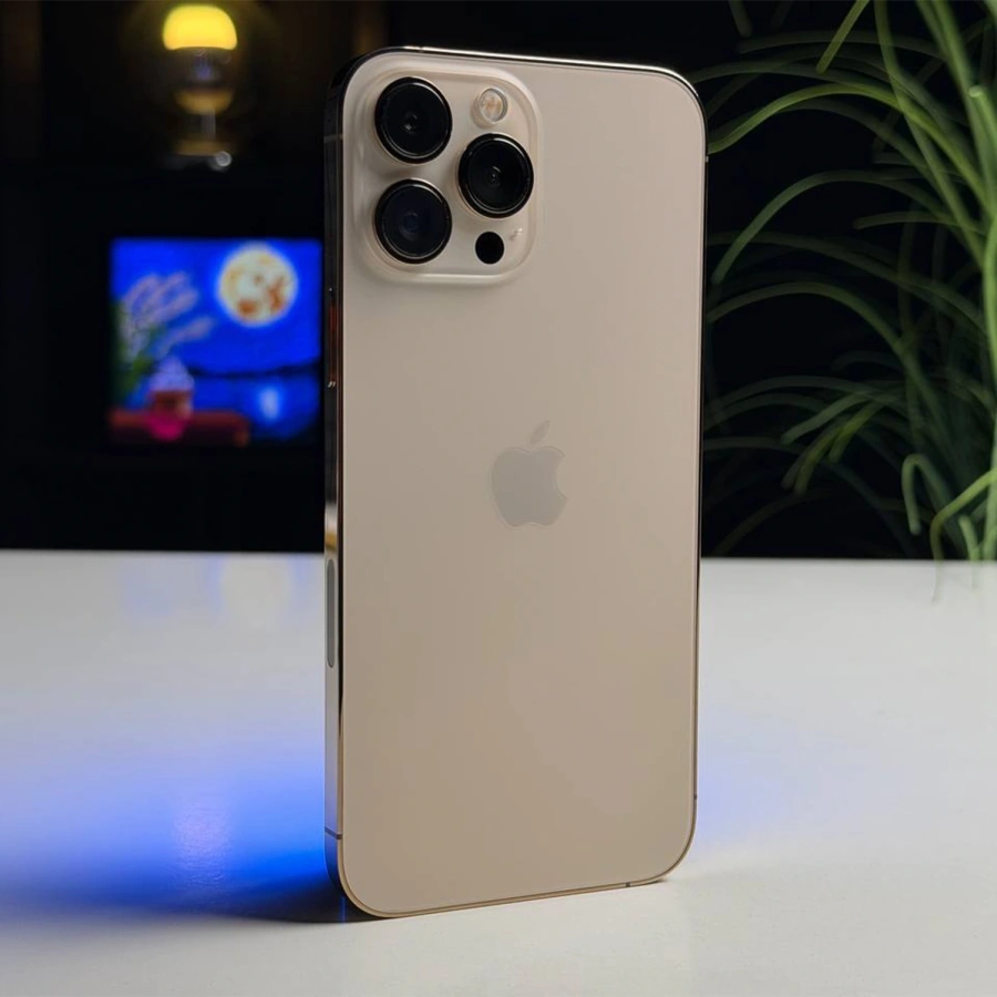 ВЖИВАНИЙ Б/У Apple iPhone 13 Pro Max 256GB Gold (MLKU3, MLLD3) - Стан: гарний | Акумулятор: 100% | Комплектація: iPhone, кабель | Гарантія: 3 міс.