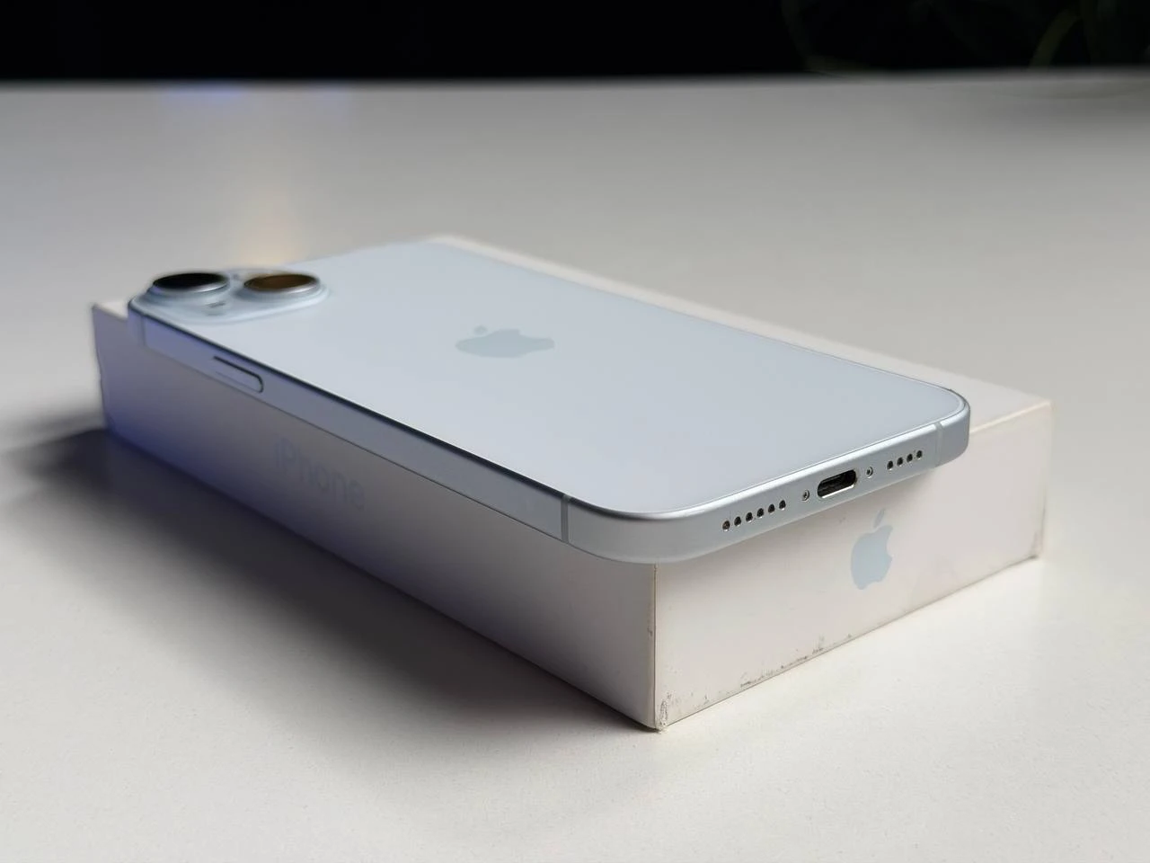 ВЖИВАНИЙ Б/У Apple iPhone 15 Plus 128GB Blue (MU163) - Стан: гарний | Акумулятор: 100% | Комплектація: повний | Гарантія: 3 міс.