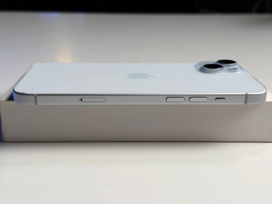 ВЖИВАНИЙ Б/У Apple iPhone 15 Plus 128GB Blue (MU163) - Стан: гарний | Акумулятор: 100% | Комплектація: повний | Гарантія: 3 міс.