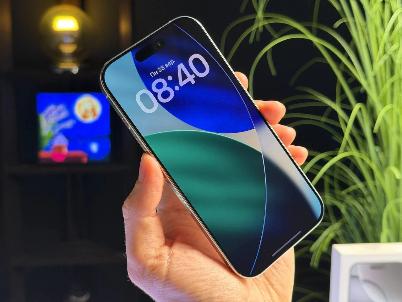 ВЖИВАНИЙ Б/У Apple iPhone 16 Pro 128GB White Titanium (MYNE3) - Стан: гарний | Акумулятор: 91% | Комплектація: повний | Гарантія: 3 міс.