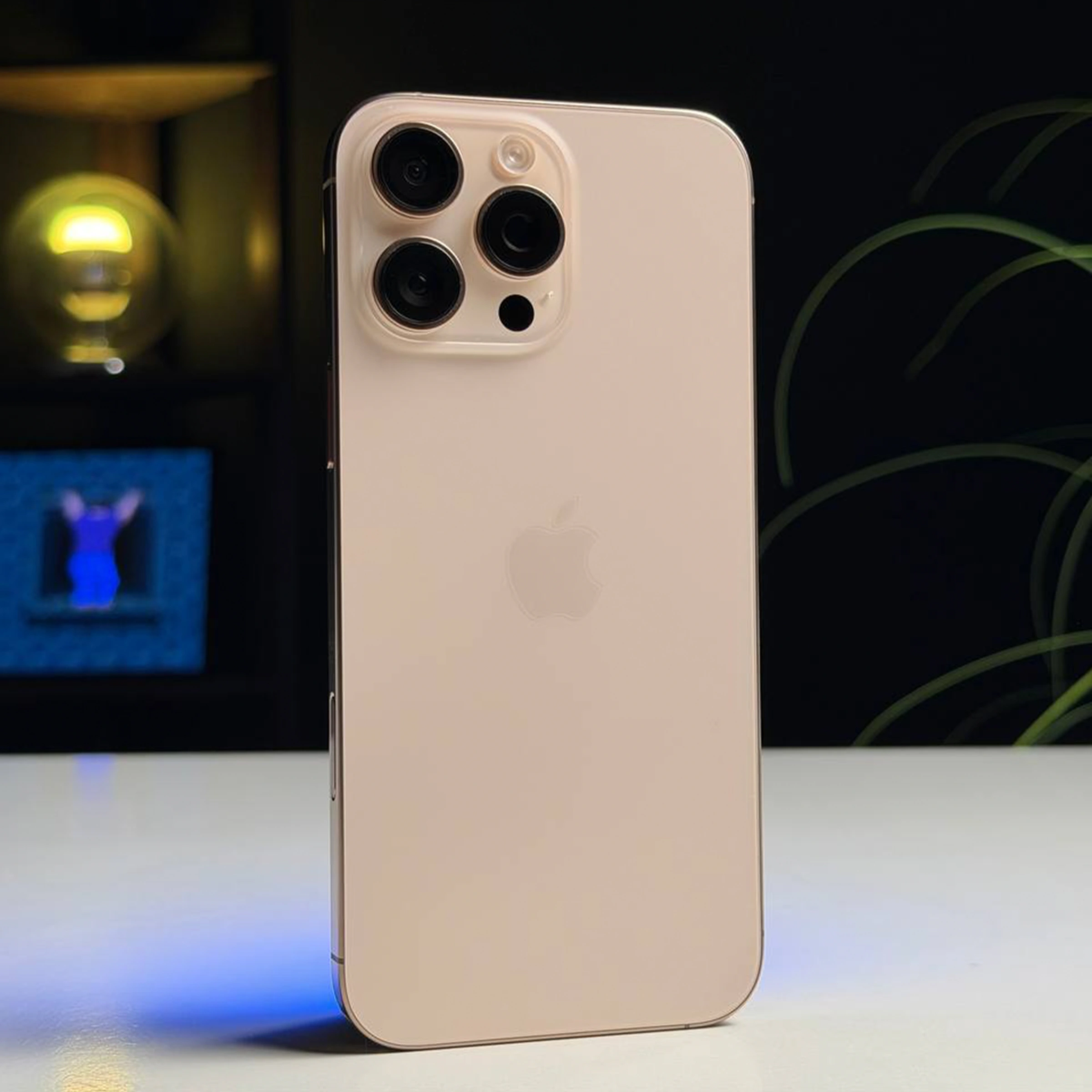 ВЖИВАНИЙ Б/У Apple iPhone 16 Pro Max 1TB Desert Titanium (MYX63) - Стан: гарний | Акумулятор: 90% | Комплектація: iPhone, кабель | Гарантія: 3 міс. ВЖИВАНИЙ Б/У Apple iPhone 16 Pro Max 1TB Desert Titanium (MYX63) - Стан: гарний | Акумулятор: 90% | Комплектація: iPhone, кабель | Гарантія: 3 міс.