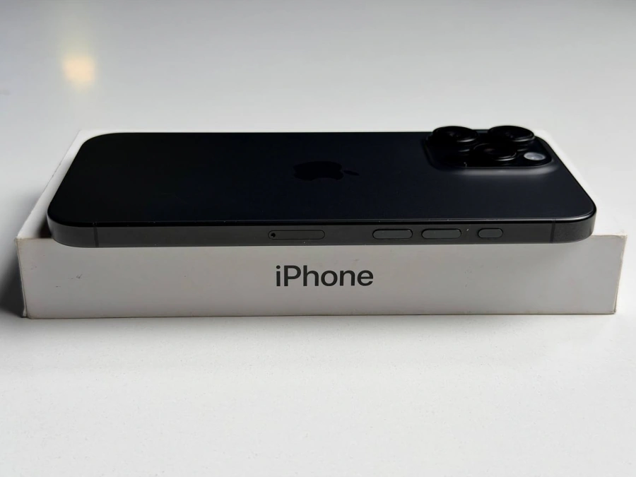 ВЖИВАНИЙ Б/У Apple iPhone 16 Pro Max 256GB Black Titanium (MYWV3) - Стан: гарний | Акумулятор: 91% | Комплектація: повний | Гарантія: 3 міс.
