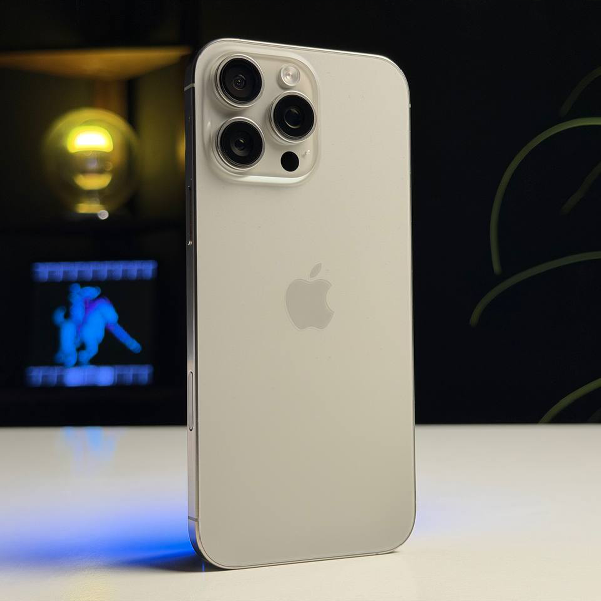 ВЖИВАНИЙ Б/У Apple iPhone 16 Pro Max 256GB Natural Titanium (MYWY3) - Стан: гарний | Акумулятор: 100% | Комплектація: iPhone, кабель | Гарантія: 3 міс.