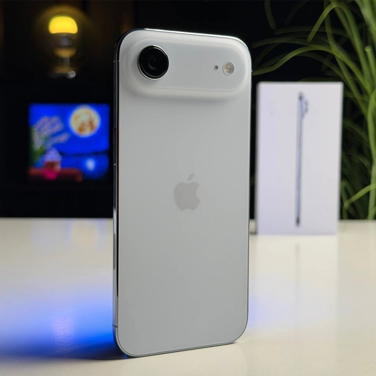 ВЖИВАНИЙ Б/У Apple iPhone Air 256GB Sky Blue (MG2P4, MG1D4, MG2A4) - Стан: ідеальний | Акумулятор: 100% | Комплектація: повний | Гарантія: 3 міс.