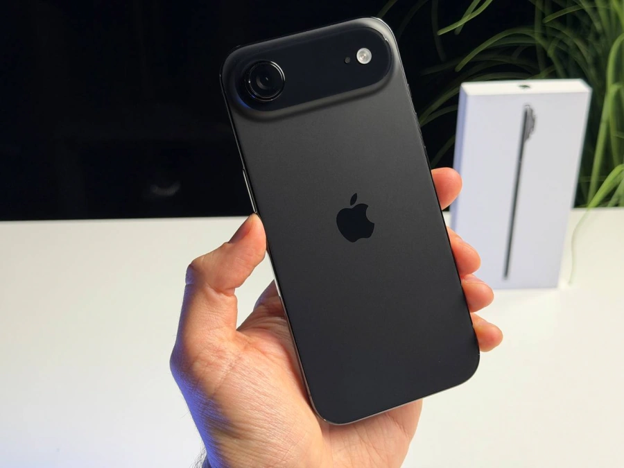 ВЖИВАНИЙ Б/У Apple iPhone Air 256GB Space Black (MG2L4, MG184, MG274) - Стан: гарний | Акумулятор: 100% | Комплектація: повний | Гарантія: 3 міс.