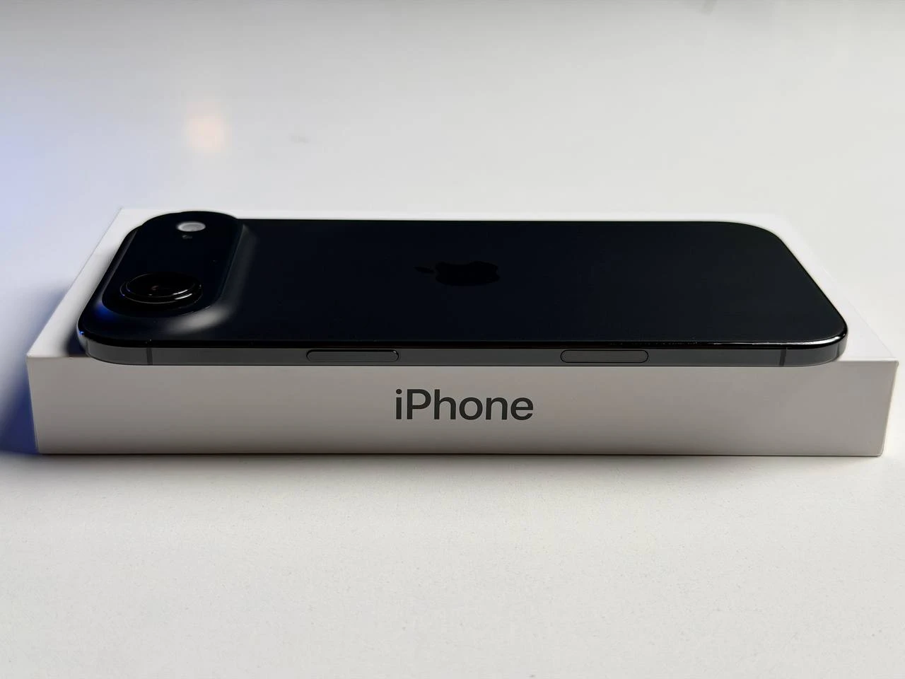 ВЖИВАНИЙ Б/У Apple iPhone Air 256GB Space Black (MG2L4, MG184, MG274) - Стан: гарний | Акумулятор: 100% | Комплектація: повний | Гарантія: 3 міс.