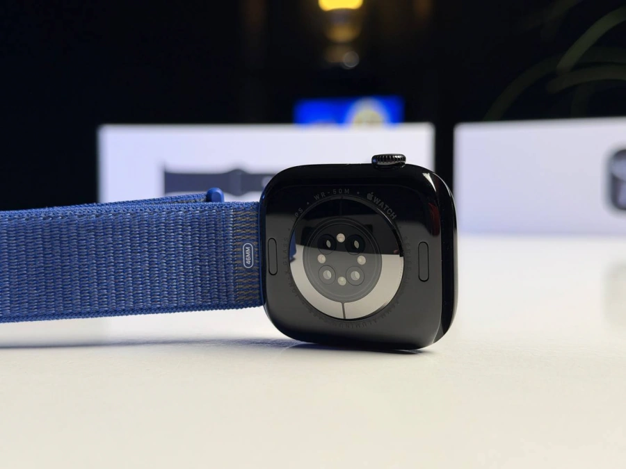 ВЖИВАНИЙ Б/У Apple Watch Series 11 GPS 46mm Jet Black Aluminum Case with Ultramarine Sport Loop (MEUX4) - Стан: гарний | Акумулятор: 100% | Комплектація: повний | Гарантія: 3 міс.