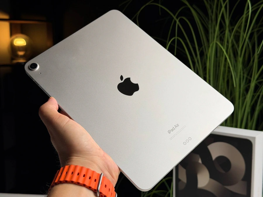 ВЖИВАНИЙ Б/У iPad Air 5 10.9'' Wi-Fi 64GB Starlight (MM9F3) - Стан: задовільний | Акумулятор: 88% | Комплектація: повний | Гарантія: 3 міс.