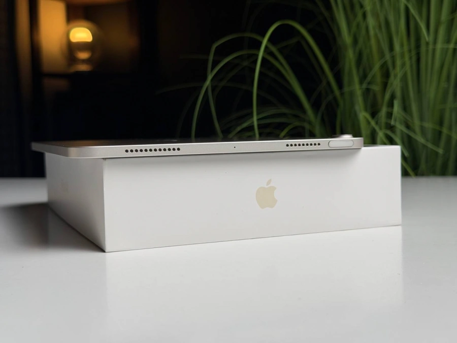 ВЖИВАНИЙ Б/У iPad Air 5 10.9'' Wi-Fi 64GB Starlight (MM9F3) - Стан: задовільний | Акумулятор: 88% | Комплектація: повний | Гарантія: 3 міс.