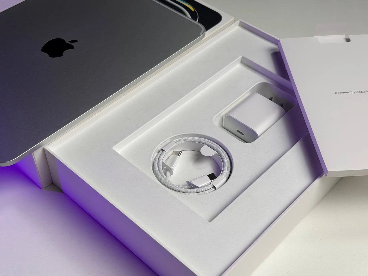 ВІТРИННИЙ Планшет Apple iPad Pro 11" M5 2025 Wi-Fi 1TB with Standard glass - Silver (MDWQ4) - Стан: ідеальний | Акумулятор: 100% | Комплектація: повний | Гарантія: 3 міс.