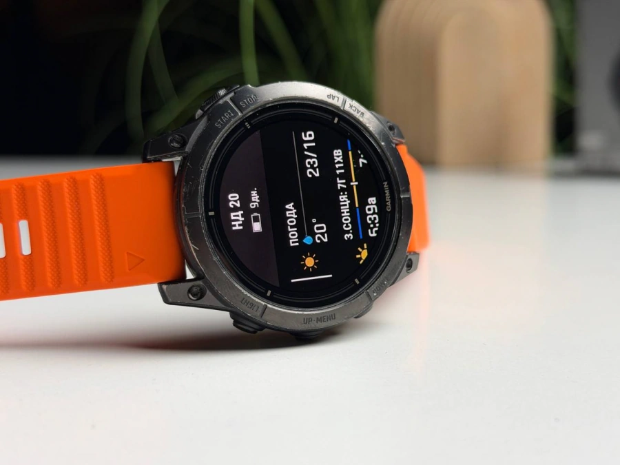 ВЖИВАНИЙ Б/У Смарт-часы Garmin Epix Pro (Gen 2) Sapphire Edition | 47 mm Carbon Gray DLC Titanium with Orange Band (010-02803-11) - Состояние: хороший | Комплектация: полный | Гарантия: 3 мес.