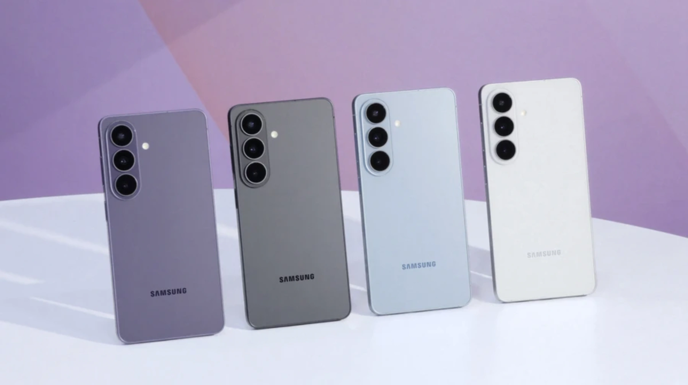 Samsung Galaxy S27: базовые смартфоны не получат улучшенную переднюю камеру от модели Ultra