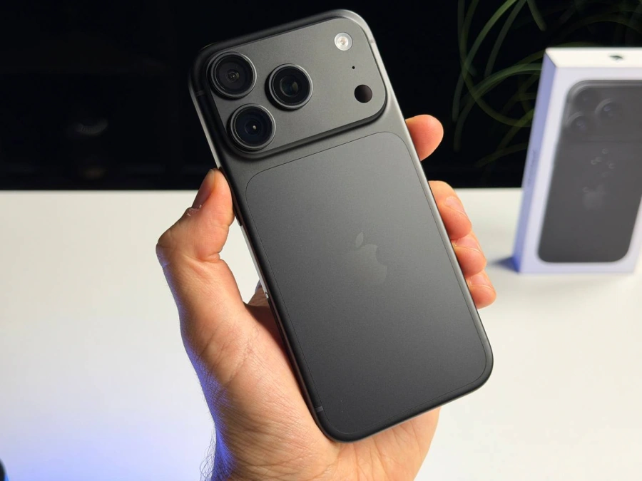 ВИТРИННЫЙ Apple iPhone 18 Pro 256GB Black (MJRP4) - Состояние: идеальное | Аккумулятор: 100% Комплектация: полный | Гарантия: 12 мес.