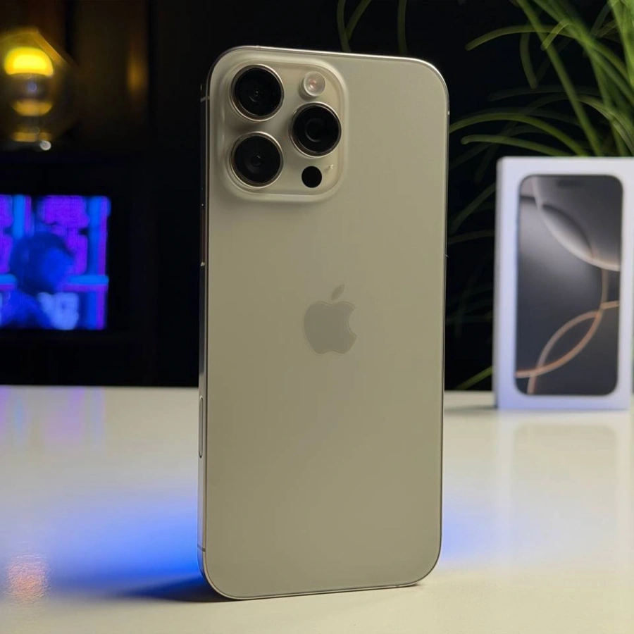 ВЖИВАНИЙ Б/У Apple iPhone 16 Pro Max 256GB Natural Titanium (MYWY3) - Стан: ідеальний | Акумулятор: 92% | Комплектація: повний | Гарантія: 3 міс.