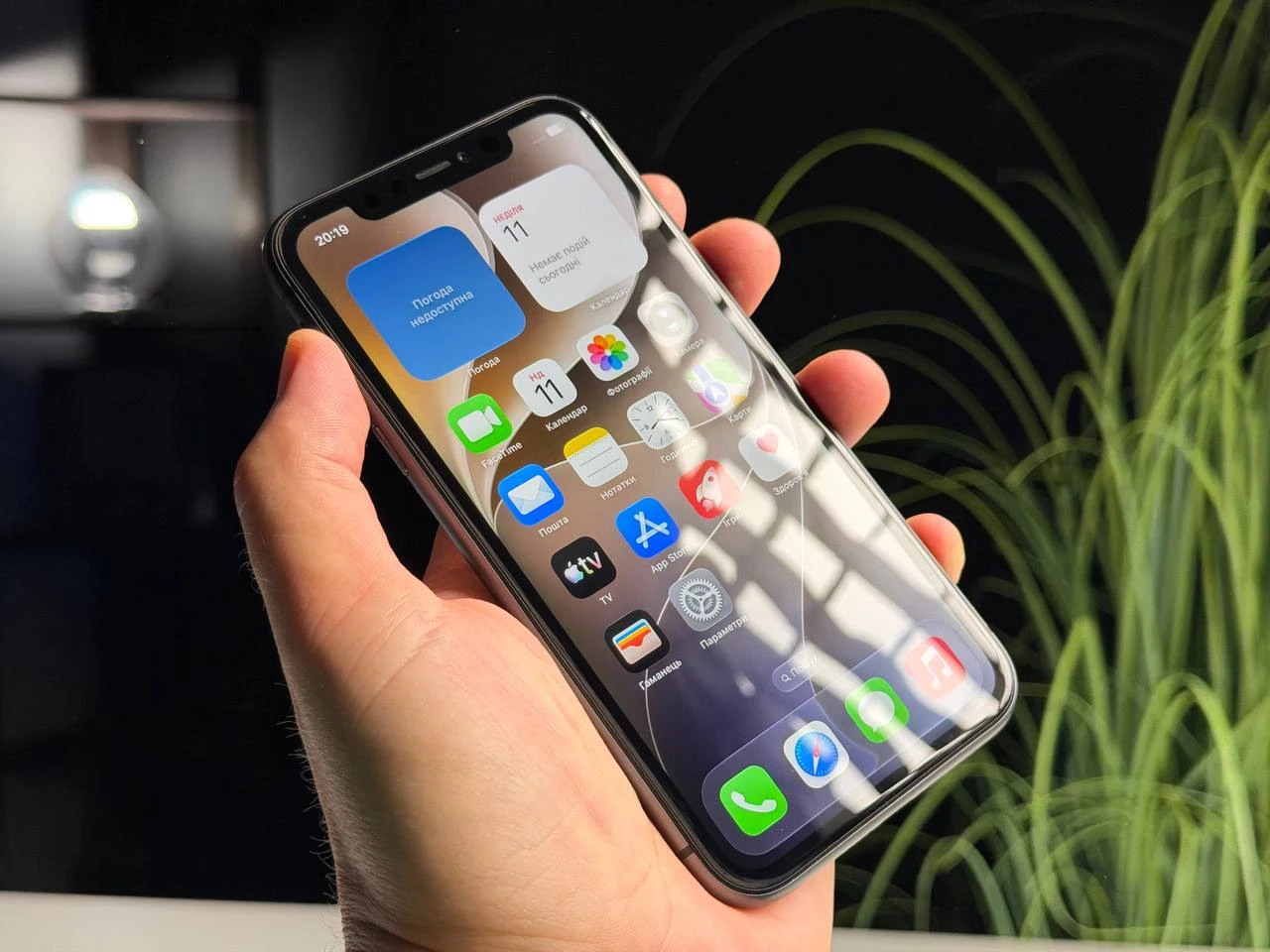ВЖИВАНИЙ Б/У Apple iPhone 11 64GB Black (MWLT2) Full Box - Состояние: хороший | Аккумулятор: 100% | Комплектация: iPhone, кабель | Гарантия: 3 мес.