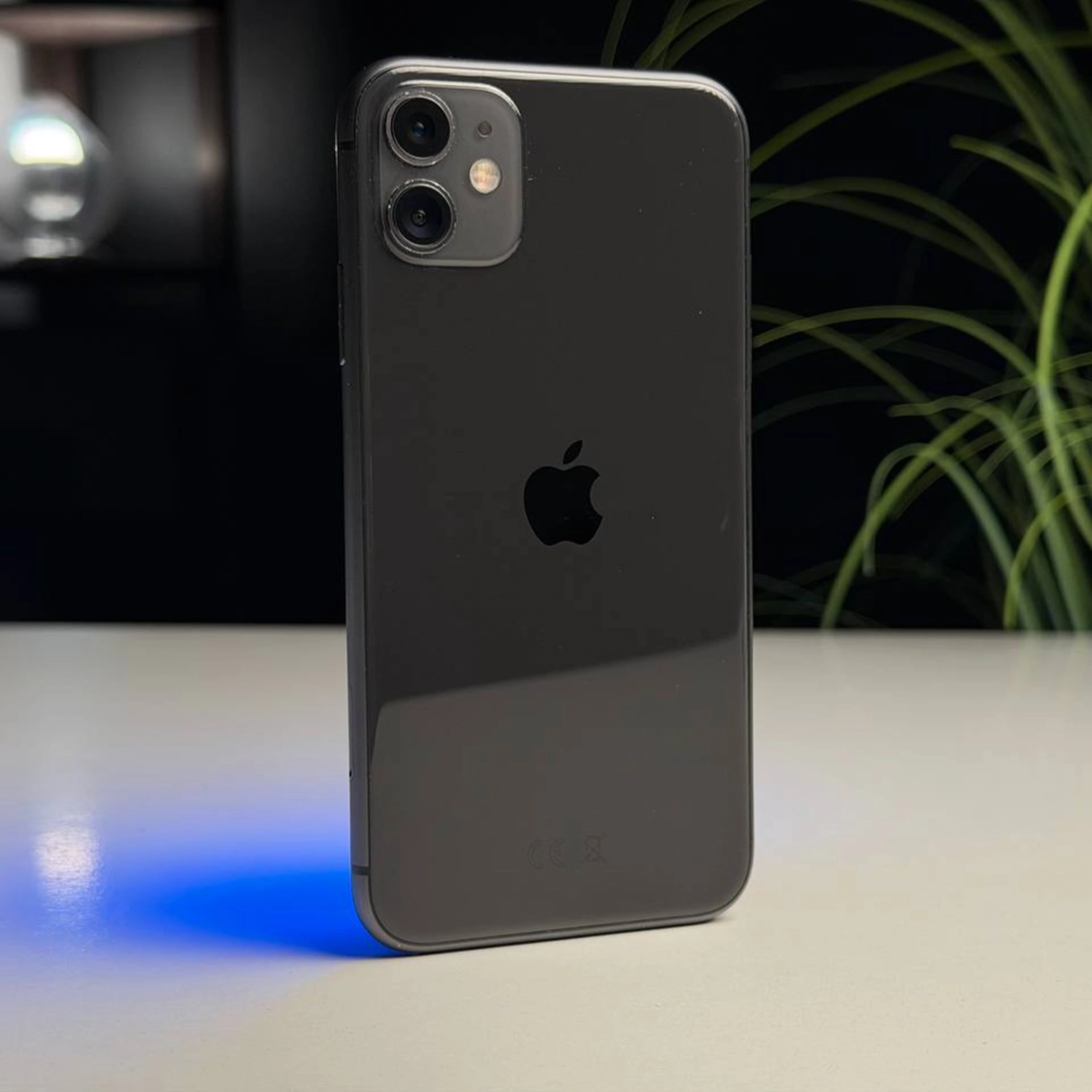 ВЖИВАНИЙ Б/У Apple iPhone 11 64GB Black (MWLT2) Full Box - Состояние: хороший | Аккумулятор: 100% | Комплектация: iPhone, кабель | Гарантия: 3 мес.