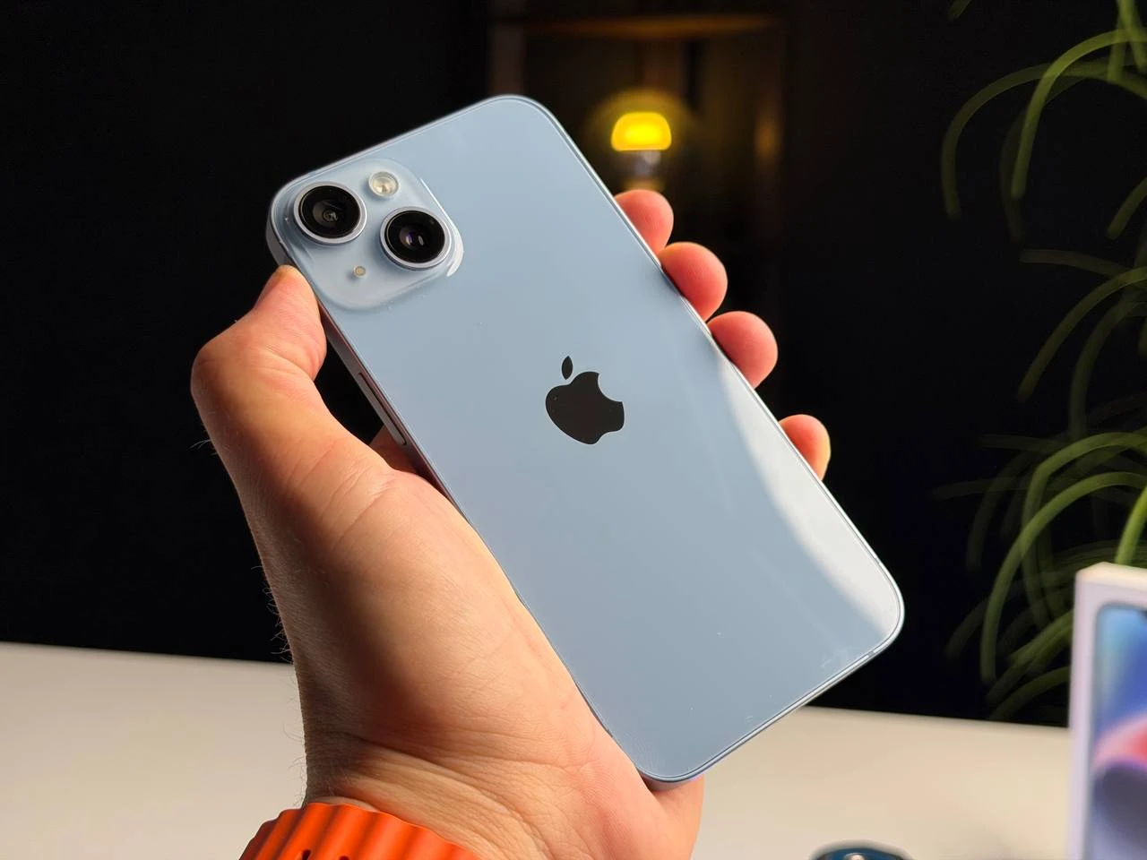 ВЖИВАНИЙ Б/У Apple iPhone 14 128GB Blue (MPVN3) - Стан: гарний | Акумулятор: 100% | Комплектація: повний | Гарантія: 3 міс.