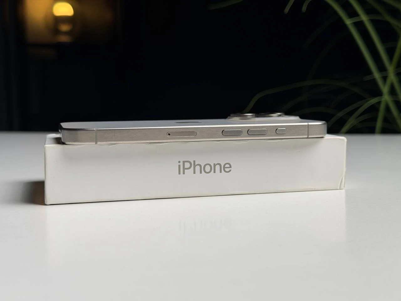 ВЖИВАНИЙ Б/У Apple iPhone 15 Pro 128GB Natural Titanium (MTUX3) - Стан: задовільний | Акумулятор: 87% | Комплектація: повний | Гарантія: 3 міс.