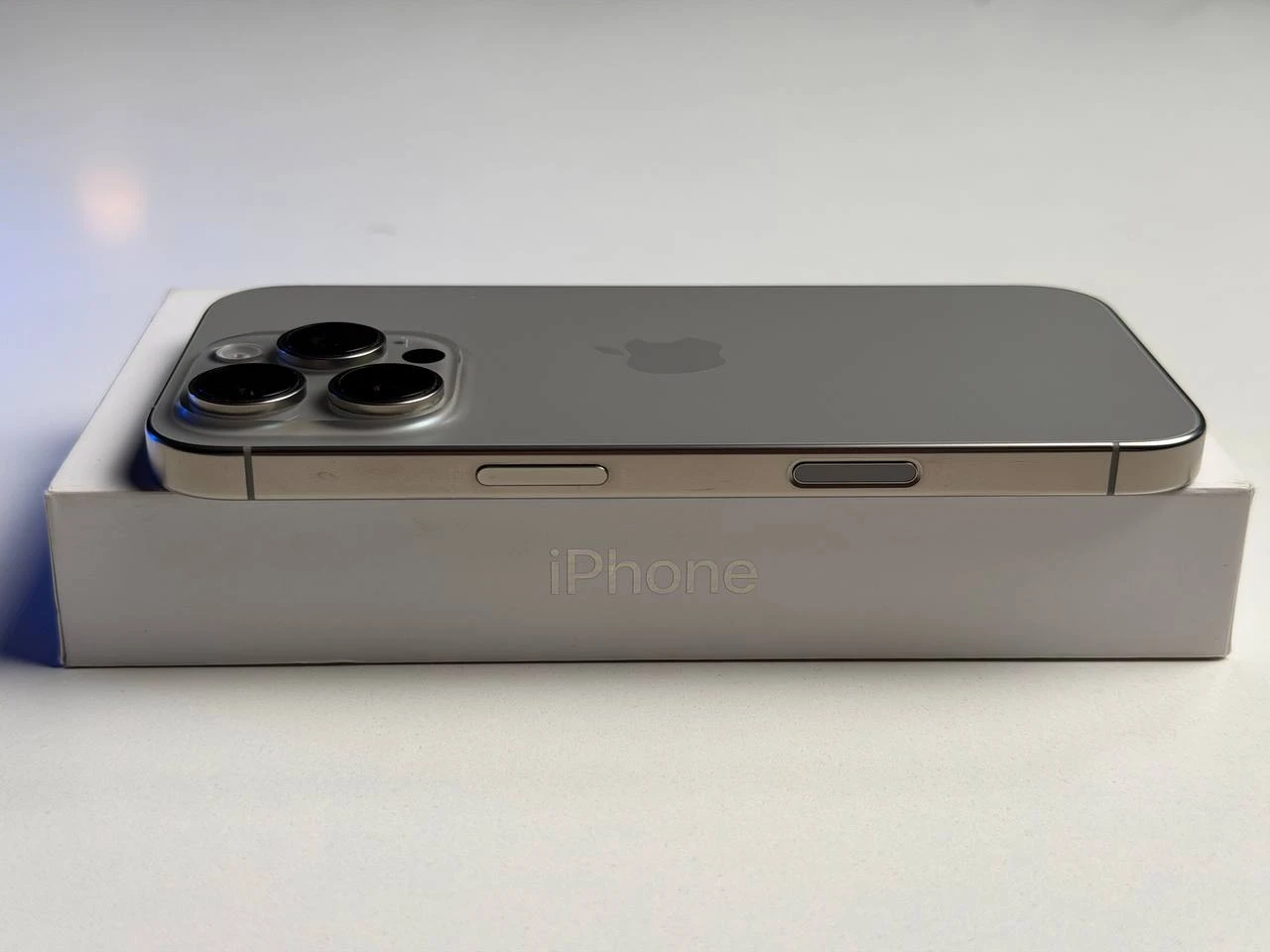 ВЖИВАНИЙ Б/У Apple iPhone 16 Pro 128GB Natural Titanium (MYNG3) - Стан: гарний | Акумулятор: 89% | Комплектація: повний | Гарантія: 3 міс.