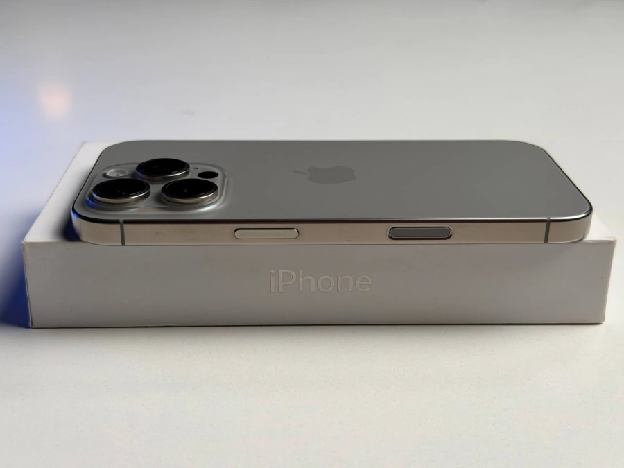 ВЖИВАНИЙ Б/У Apple iPhone 16 Pro 128GB Natural Titanium (MYNG3) - Стан: гарний | Акумулятор: 89% | Комплектація: повний | Гарантія: 3 міс.