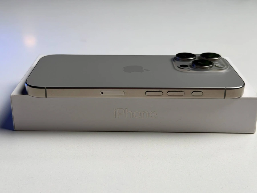 ВЖИВАНИЙ Б/У Apple iPhone 16 Pro 128GB Natural Titanium (MYNG3) - Стан: гарний | Акумулятор: 89% | Комплектація: повний | Гарантія: 3 міс.