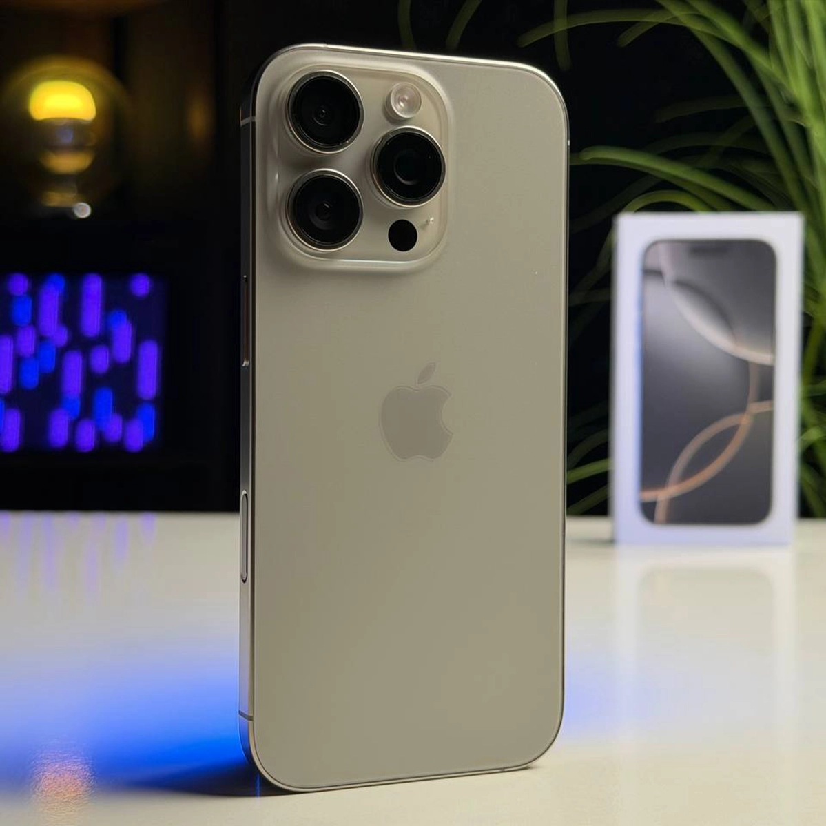 ВЖИВАНИЙ Б/У Apple iPhone 16 Pro 128GB Natural Titanium (MYNG3) - Стан: гарний | Акумулятор: 89% | Комплектація: повний | Гарантія: 3 міс.