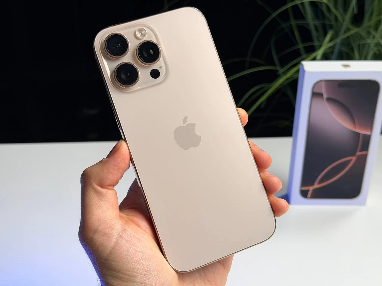 ВЖИВАНИЙ Б/У Apple iPhone 16 Pro Max 1TB eSim Desert Titanium (MYWE3) - Состояние: хороший | Аккумулятор: 90% | Комплектация: полный | Гарантия: 3 мес.