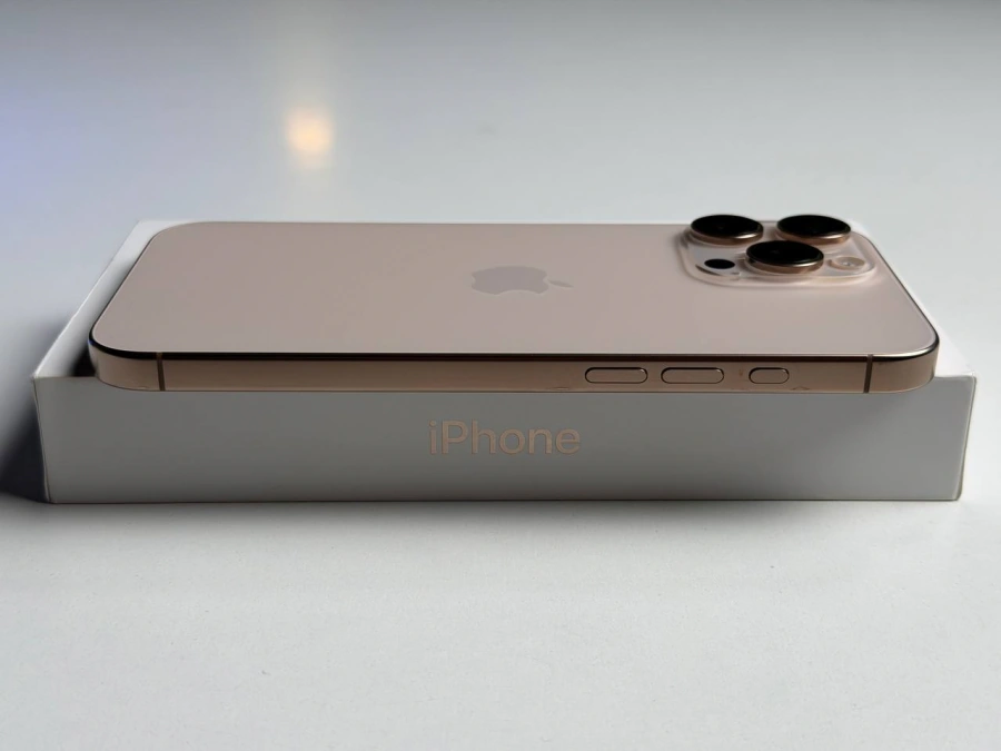 ВЖИВАНИЙ Б/У Apple iPhone 16 Pro Max 1TB eSim Desert Titanium (MYWE3) - Состояние: хороший | Аккумулятор: 90% | Комплектация: полный | Гарантия: 3 мес.