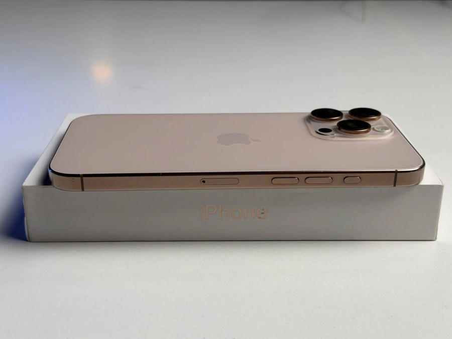 ВЖИВАНИЙ Б/У Apple iPhone 16 Pro Max 256GB Desert Titanium (MYWX3) - Стан: гарний | Акумулятор: 91% | Комплектація: повний | Гарантія: 3 міс.