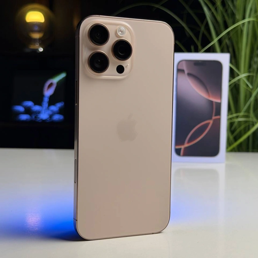 ВЖИВАНИЙ Б/У Apple iPhone 16 Pro Max 256GB Desert Titanium (MYWX3) - Стан: гарний | Акумулятор: 91% | Комплектація: повний | Гарантія: 3 міс.