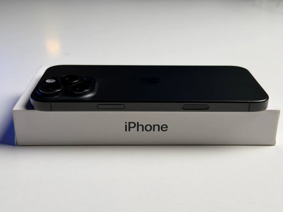 ВЖИВАНИЙ Б/У Apple iPhone 16 Pro Max 512GB eSim Black Titanium (MYW73) - Состояние: хороший | Аккумулятор: 89% | Комплектация: полный | Гарантия: 3 мес.