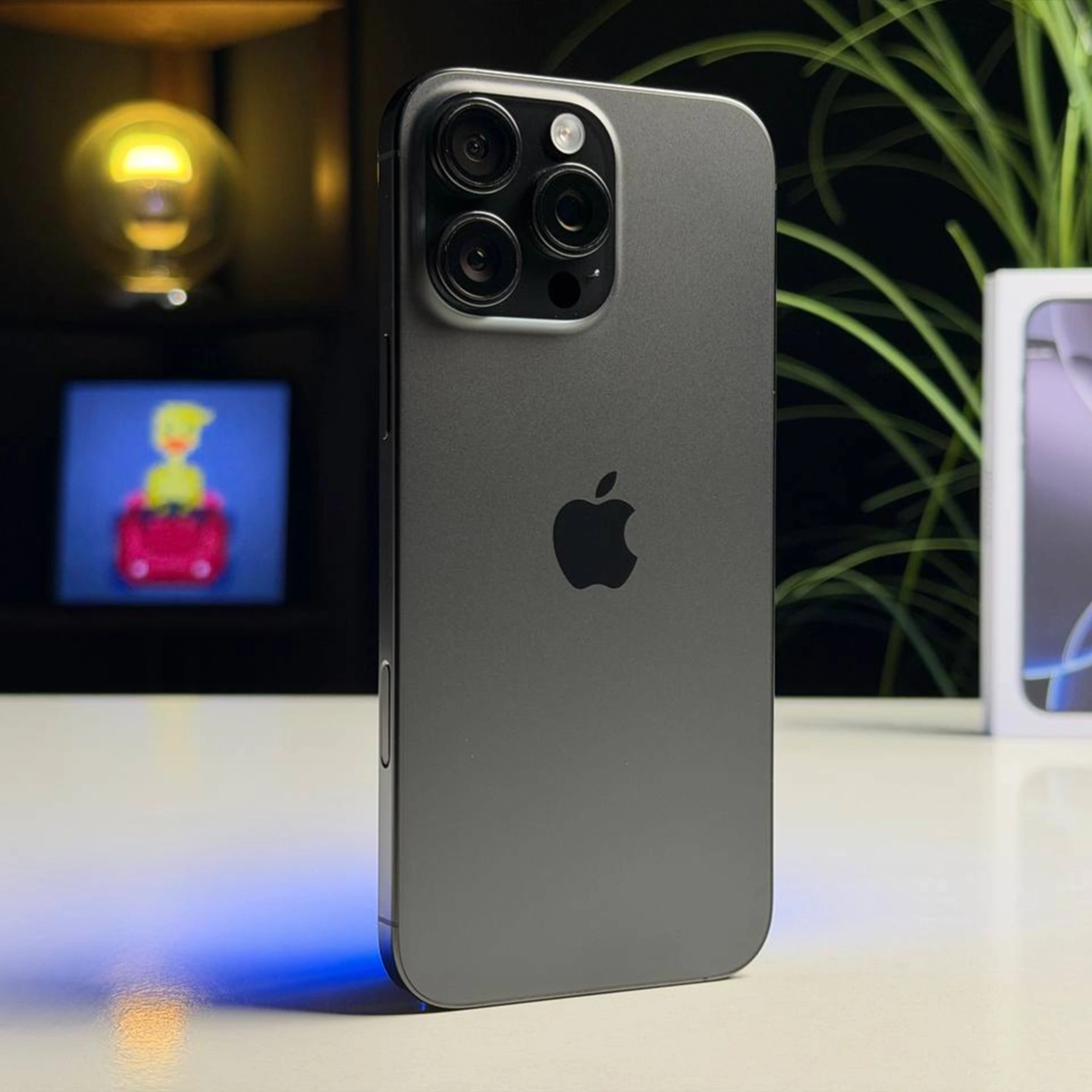 ВЖИВАНИЙ Б/У Apple iPhone 16 Pro Max 512GB eSim Black Titanium (MYW73) - Состояние: хороший | Аккумулятор: 89% | Комплектация: полный | Гарантия: 3 мес.