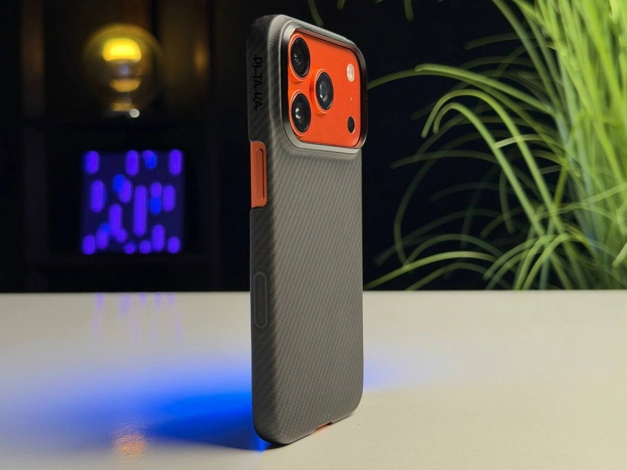 ВЖИВАНИЙ Б/У Apple iPhone 17 Pro 256GB Cosmic Orange (MG8H4) - Стан: гарний | Акумулятор: 94% | Комплектація: iPhone, кабель, чохол | Гарантія: 3 міс.