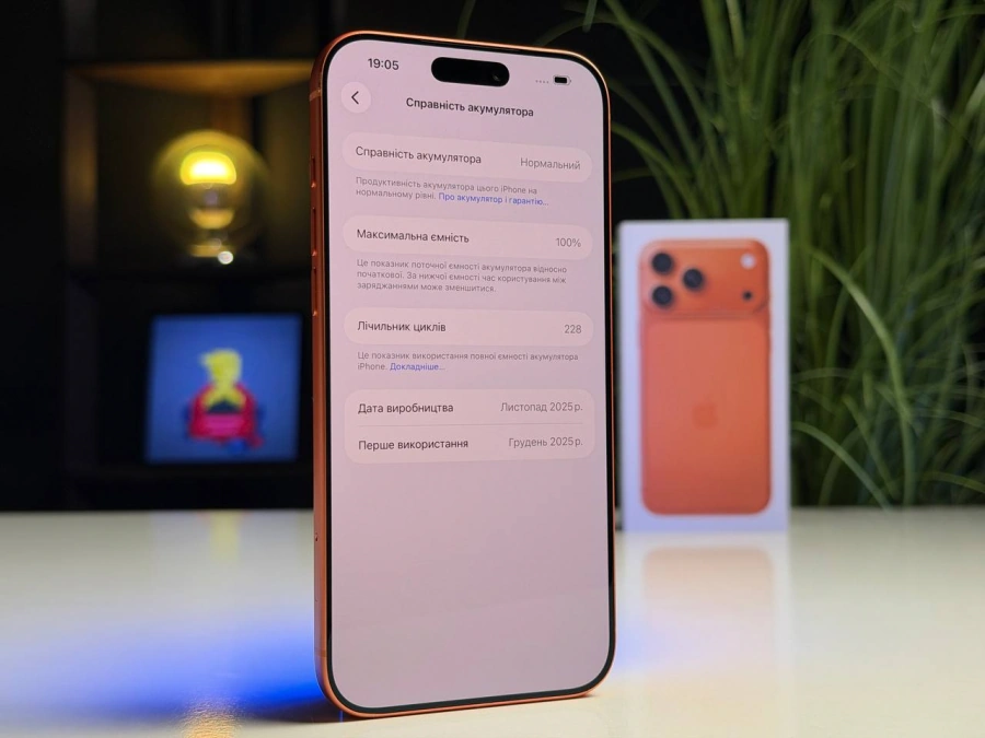 ВЖИВАНИЙ Б/У Apple iPhone 17 Pro Max 512GB Cosmic Orange (MFYT4) - Состояние: хороший | Аккумулятор: 100% | Комплектация: полный | Гарантия: 3 мес.