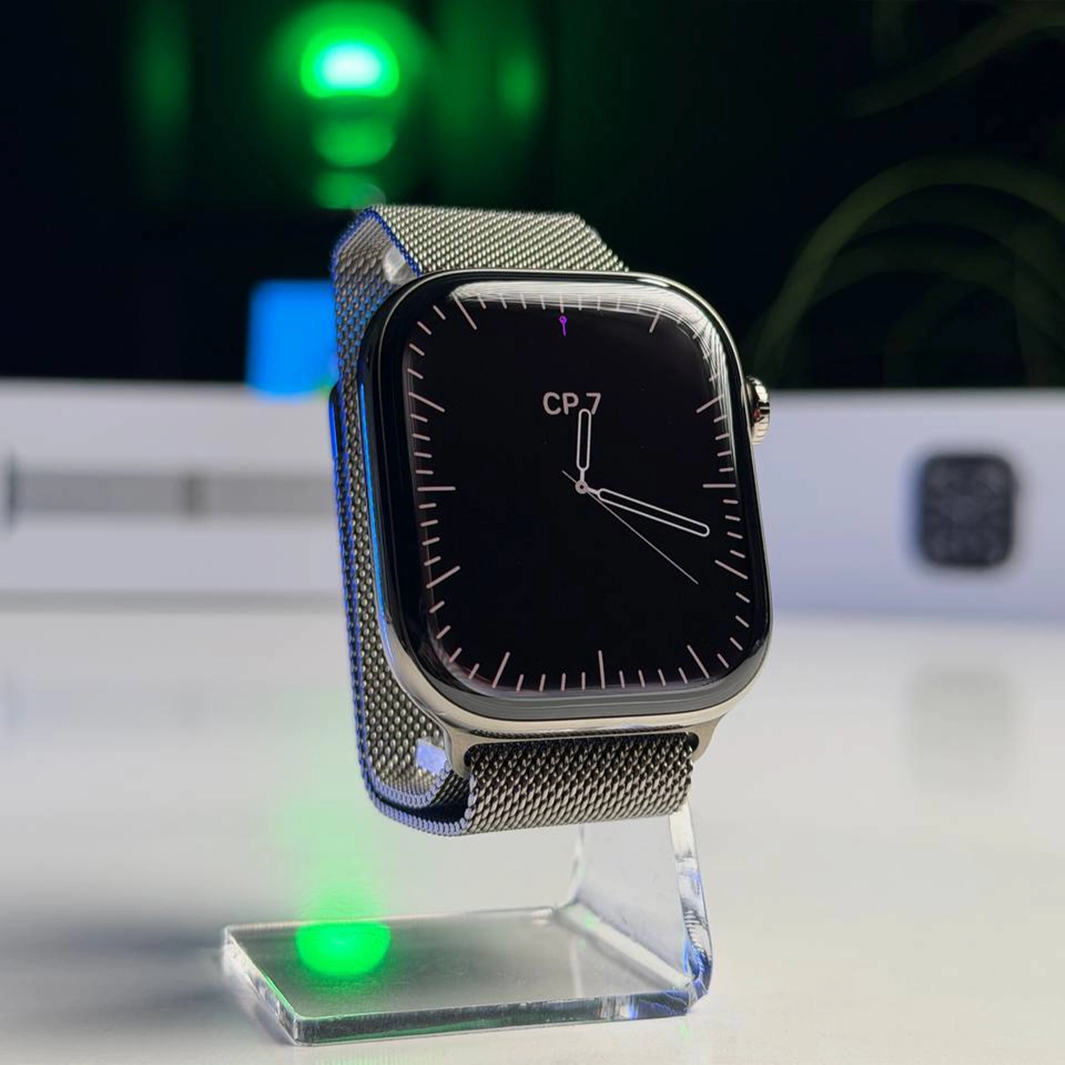 ВИТРИННЫЙ Apple Watch Series 11 GPS + Cellular 46mm Natural Titanium Case with Natural Milanese Loop - S/M (MFCY4) - Состояние: идеальный | Аккумулятор: 100% | Комплектация: полный | Гарантия: 3 мес.