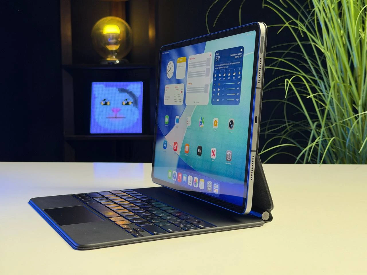 ВЖИВАНИЙ Б/У iPad Pro 12.9" 2021 Wi-Fi + Cellular 256GB Space Gray (MHNW3, MHR63) - Стан: гарний | Акумулятор: 100% | Комплектація: iPad, клавіатура, кабель | Гарантія: 3 міс.