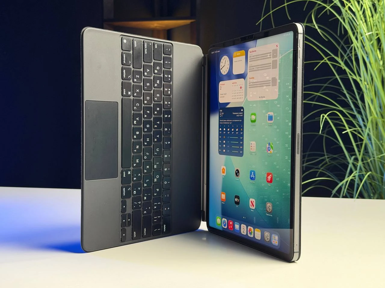 ВЖИВАНИЙ Б/У iPad Pro 12.9" 2021 Wi-Fi + Cellular 256GB Space Gray (MHNW3, MHR63) - Стан: гарний | Акумулятор: 100% | Комплектація: iPad, клавіатура, кабель | Гарантія: 3 міс.